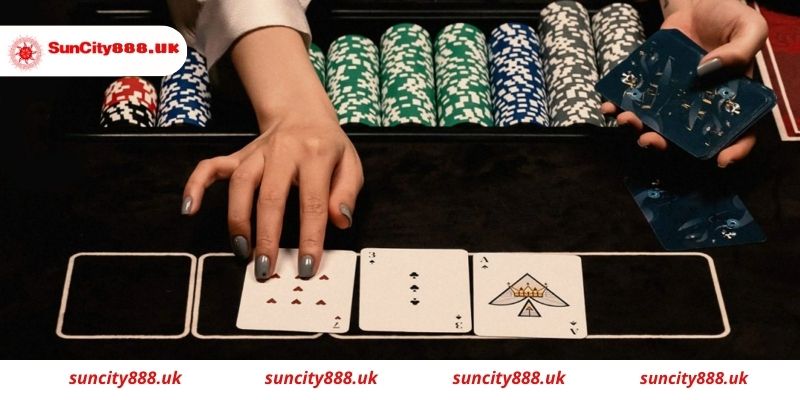 Hướng dẫn chơi Poker Suncity đơn giản